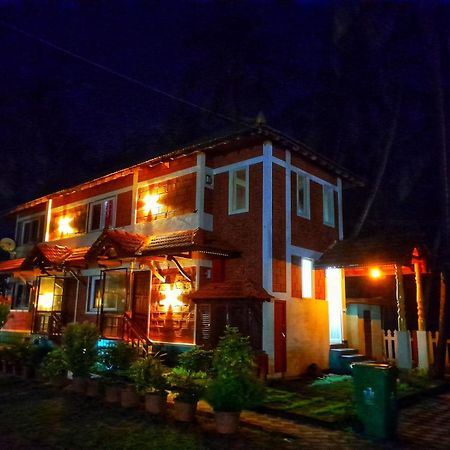 Glucklich Beach Cottages Kundapur Extérieur photo