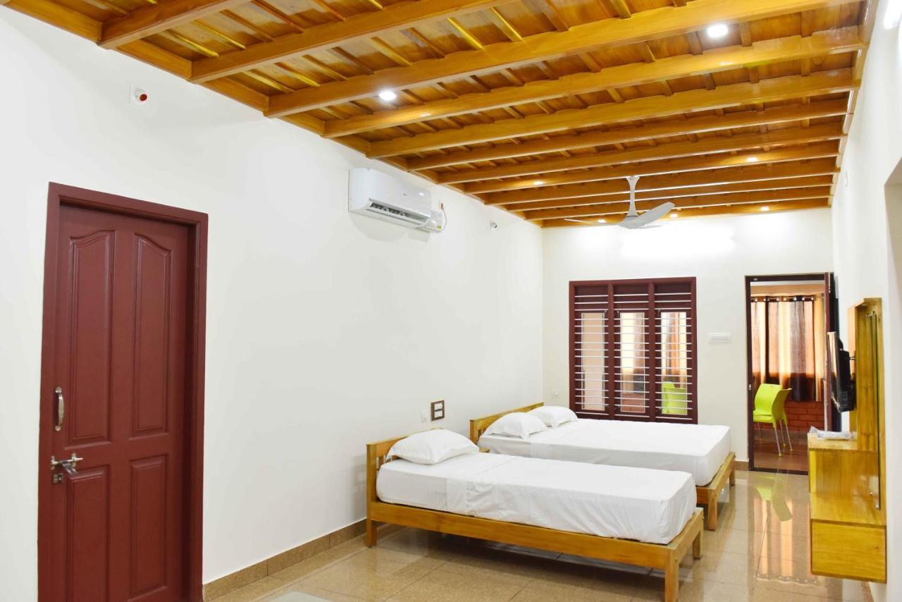 Glucklich Beach Cottages Kundapur Extérieur photo